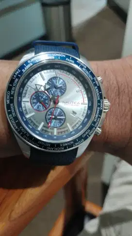 Jam nautica jual 1 jt aja