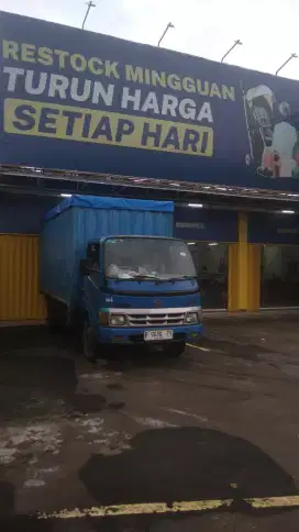 Sewa truk box untuk pindahan rumah dll
