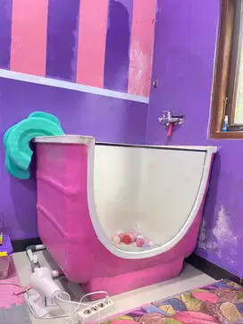 Kolam Renang Baby Spa