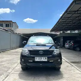 FORTUNER VNT TRD MT 2015