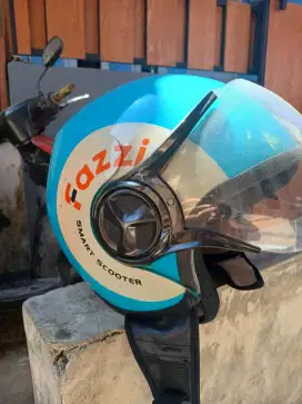 Helm motor yamaha fazio