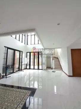 Rumah Mewah, Modern Minimalis&Nyaman Telaga Bodas Gajahmungkur – 9264