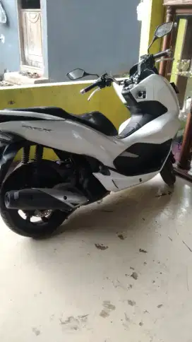 Honda PCX 150cc white Gress pajak on