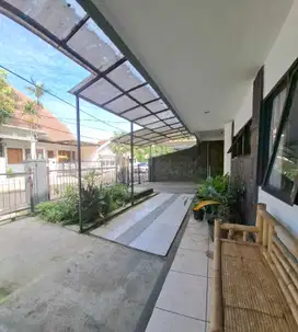 Dijual rumah Turangga tengah kota dkt lengkong buah batu