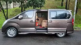 DIJUAL HYUNDAI H1 BENSIN 2015 COKLAT PLAT A