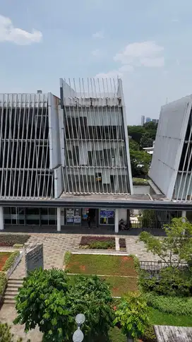 Foresta Business Loft 1 BSD CITY 5 Lantai Pantry dan Toilet ada di set