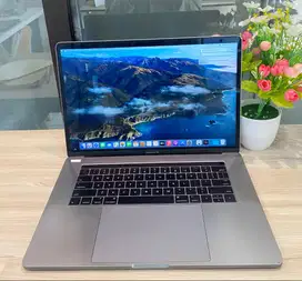 MacBook Pro A1707 Intel Core I7 Ram 16GB SSD 500GB