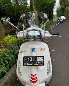 JUAL MURAH VESPA SPRINT S 150 iGET ABS FACELIFT 2022 MULUS