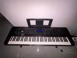 PIANO YAMAHA DGX 660