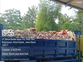 Jasa buang puing, urugan, tanah merah, sampah proyek
