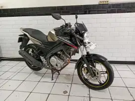 Dijual cepat vixion ks 2013 surat2 lengkap