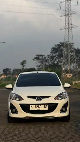 MAZDA 2 RZ MATIC 2013 tipe tertinggi Low km‼️