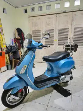 Vespa LX 3Vie 150cc 2013