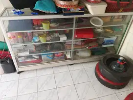 Jual Etalase kaca 2mX1m siap pakai