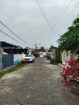 DIJUAL VILLA JALAN INSPEKSI KOMPLEK GREENLAND RESIDENCE (DEVIN)