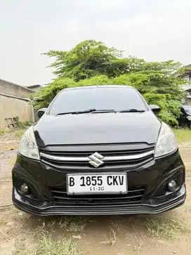 ertiga GL sporty manual mt, model 2016, nik 2015