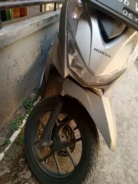 Jual cepat beat mulus pajak panjang