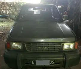 Isuzu Panther High Sporty 97