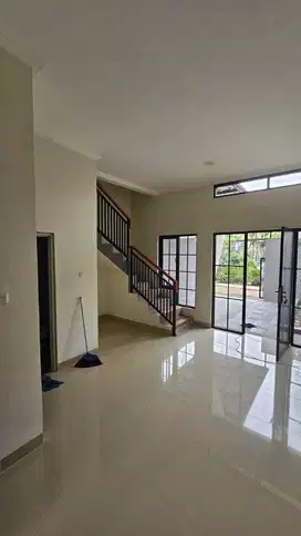 Dijual rumah 2 lantai 5 menit dari ICE BSD dan akses toll BSD