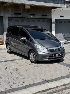 Honda Freed SD 2013 Ac double Dp 21 jt