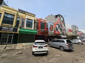 Disewakan Ruko Boulevard Utara profitable dijalan utama, kelapa Gading