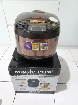 Di Jual Yong Ma Magic Com SMC7047 / 2.0L
