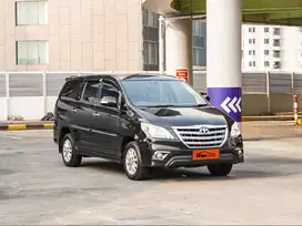 Toyota Kijang Innova V 2.0 2014 hitam automatic