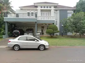 Disewakan rumah hook di kota wisata cibubur