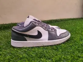 Swpatu AJ Low size 40,5
