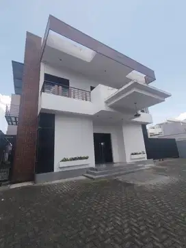 Dijual Gedung bawah NJOP dkt Kemang Raya Jakarta Selatan
