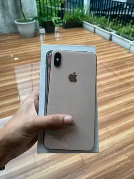 IPHONE  XS MAX 64GB