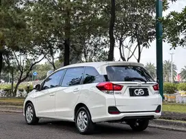 Mobilio E AT 2017/Mobilio E matic automatic Putih 2017