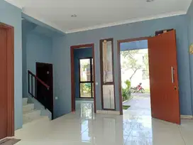 Disewakan Rumah Hadap Selatan Free AC di The Caspia BSD Tangerang