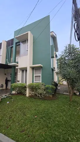Sewa fully furnished rumah di jalan ujung aspal