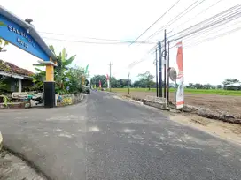 Tanah Bonus Mangku Jalan Aspal Sambiroto, Selangkah ke Tol Kalasan