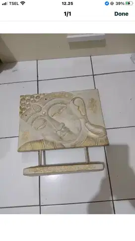pajangan dinding buat diatas meja