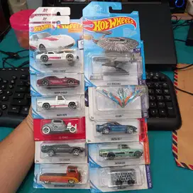 Hotwheels basic siap pajang