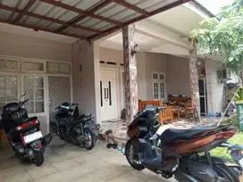 Rumah Lama Siap Huni Cirendeu, Tangerang Selatan