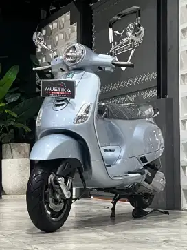 ‼️Vespa LX 125 igets 2022‼️. Odo 9rb. Danny Mustika Motoshop