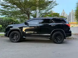 Toyota Fortuner 2023 Diesel