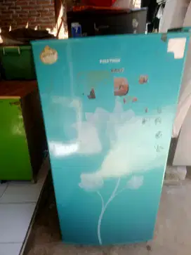 Kulkas 1 pintu Polytron