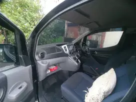 NISSAN EVALIA XV