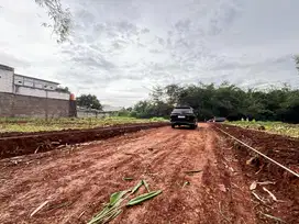 Akses Dekat Jl. Raya Transyogi, Kavling Sertifikat SHM