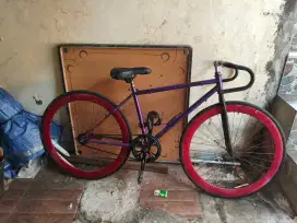 Sepeda fixie bekas