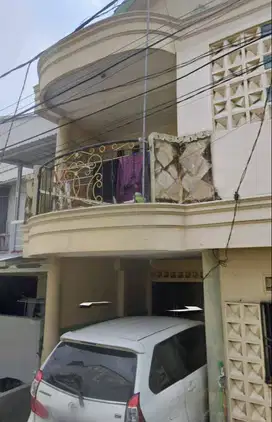Dijual rumah di bintara bekasi barat