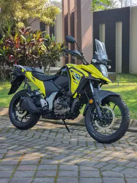 Suzuki V-Strom 250 Straight Twin Reg 2024 Odo 100 Siap Tour Koko Motor