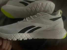Sepatu Reebook lari