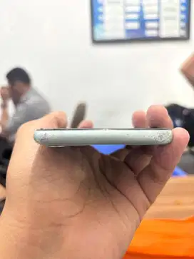 Iphone 11 64gb inter