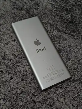 Apple Ipod Nano 2nd Generation 2GB Silver Digital Audio Player Music