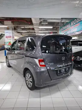 Honda Freed 2015 Bensin